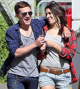 Hutcherson y Claudia fueron vistos este pasado fin de semana en Los Angeles disfrutando de un agradable paseo